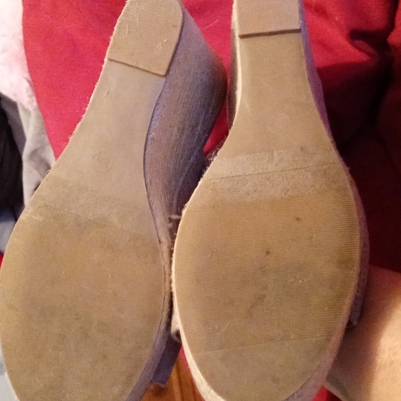 Shoes - Picture 3 of 3